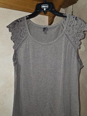 Crochet Shoulder Sleeveless Top